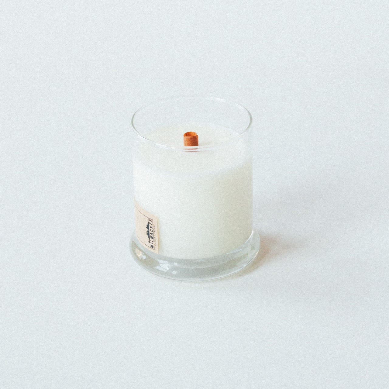 Unisex Jasmine in the Park candle, with earthy musk and sandalwood accents.