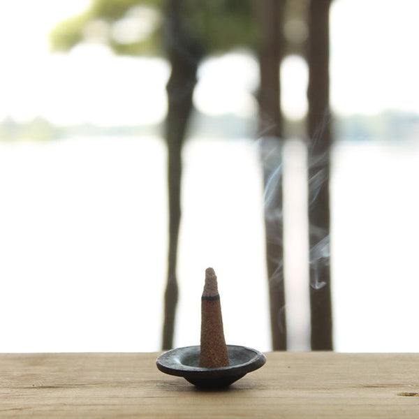 ZOUZ natural incense cone burning